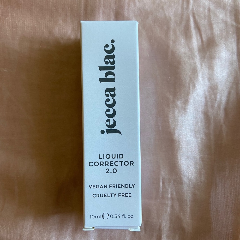 Mecca Blac Liquid Corrector
